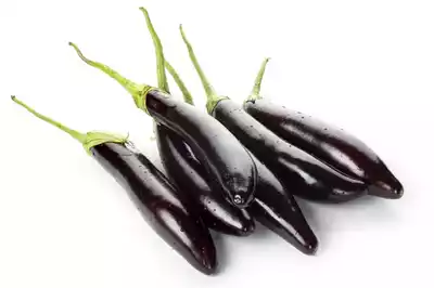 Lomba Kalo Begun (Long Brinjal Black) ± 25 gm 500 gm